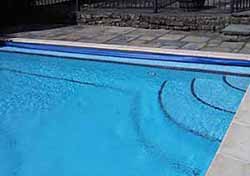 Escaleras de angulo para piscinas